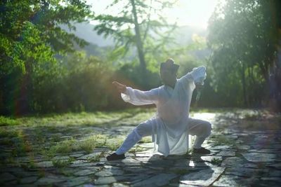 为什么李少波真气运行法比其它传统气功更容易练出气感?